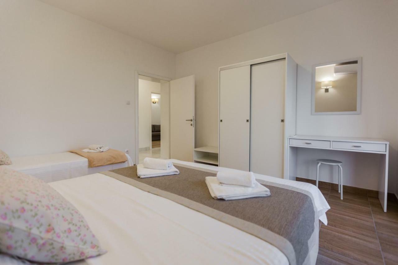 Apartmani Kristijan Цриквениця Екстер'єр фото